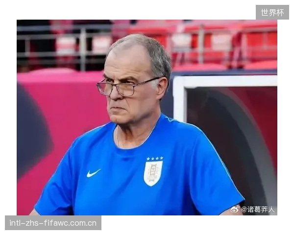 从数据对比看,贝尔萨时代的乌拉圭在提升压迫强度的同时,场均犯规和黄牌数略有上升,战术风险并存。 从数据对比看,贝尔萨时代的乌拉圭在提升压迫强度的同时,场均犯规和黄牌数略有上升,战术风险并存。